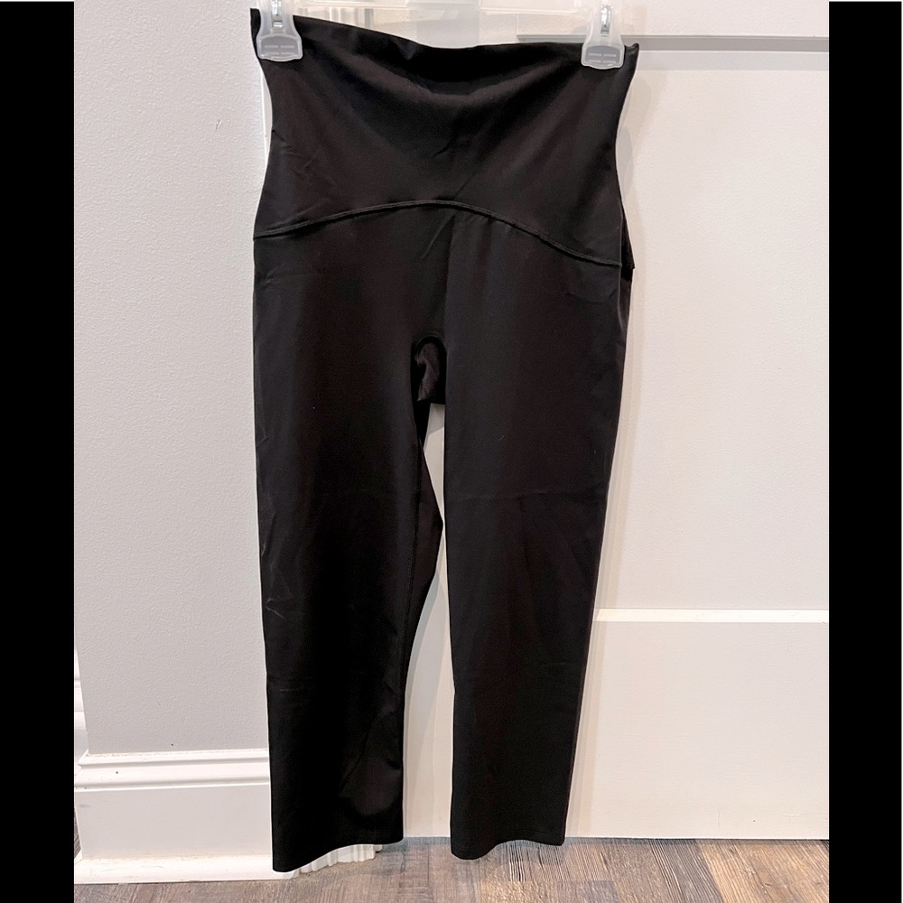 Spanx capri leggings